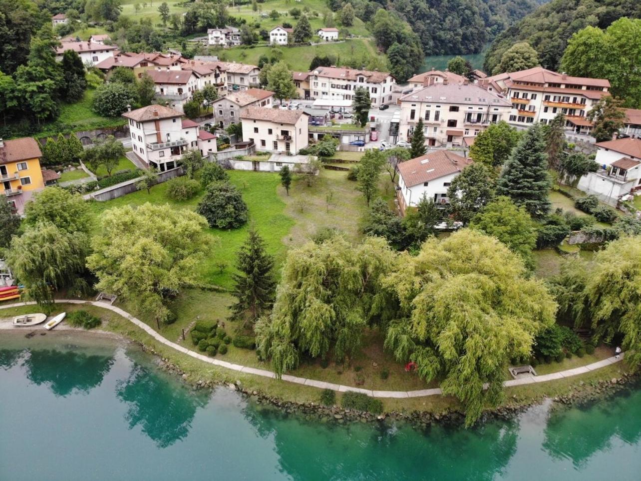 Vila Labod, Unique Villa At The Lake Most na Soči Dış mekan fotoğraf