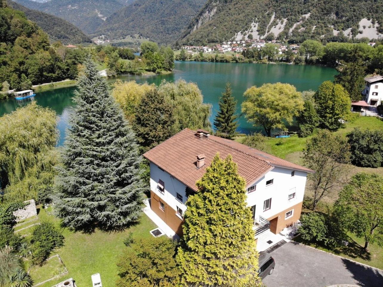 Vila Labod, Unique Villa At The Lake Most na Soči Dış mekan fotoğraf